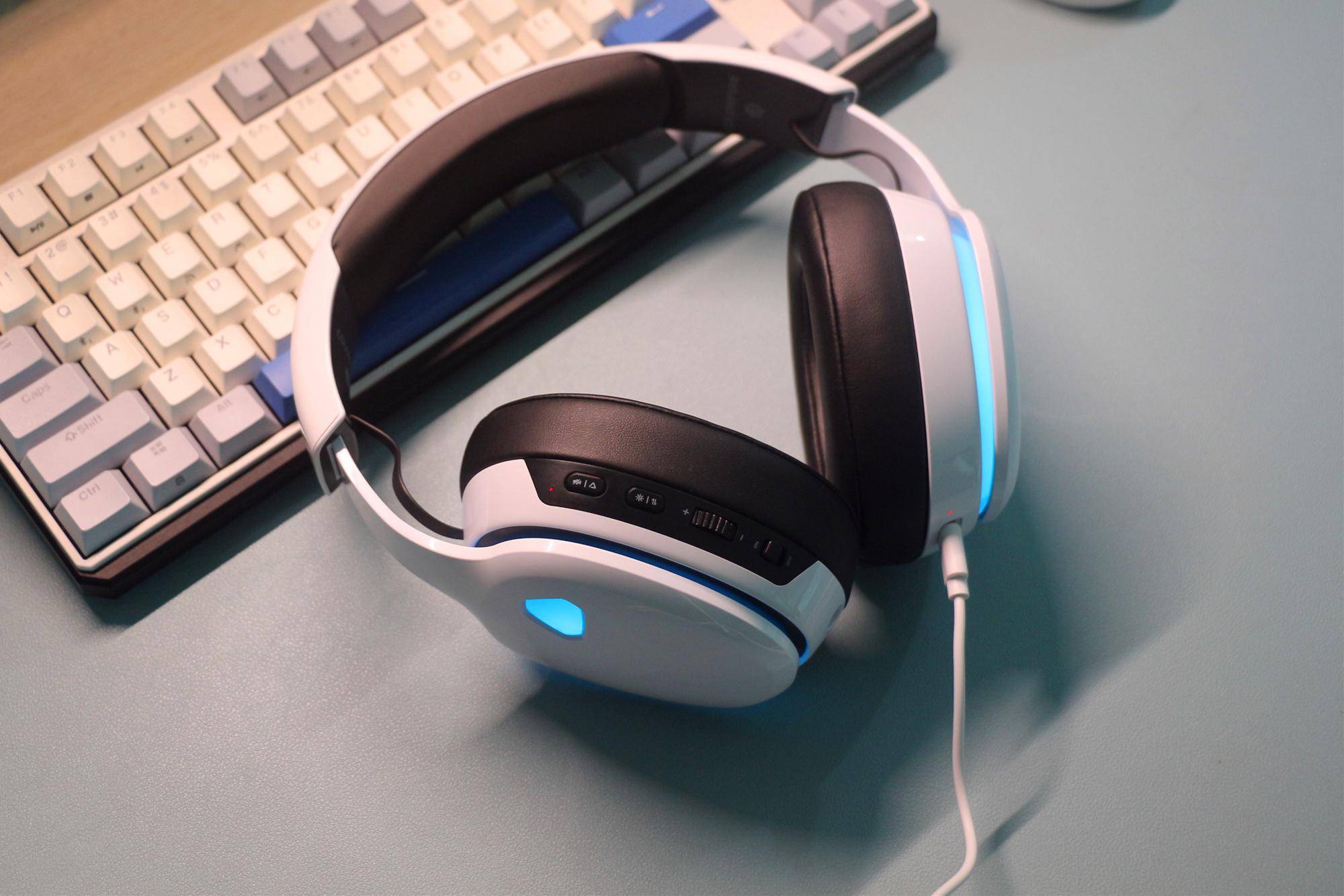 Przewodowy zestaw słuchawkowy  – Gaming Headset With Mic Rgb recenzja i cena